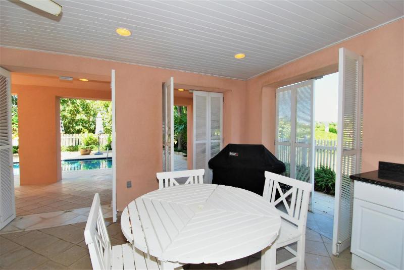 Sea Hawk - Private Beach House With Pool & Hot Tub Home - image 7