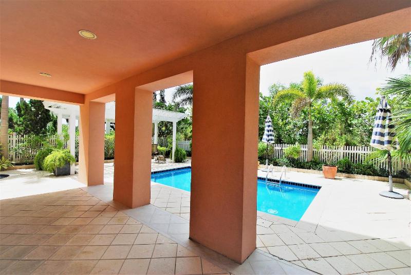 Sea Hawk - Private Beach House With Pool & Hot Tub Home - image 36