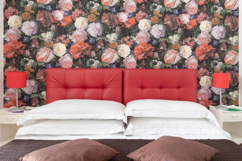 Economy Double Room image 4