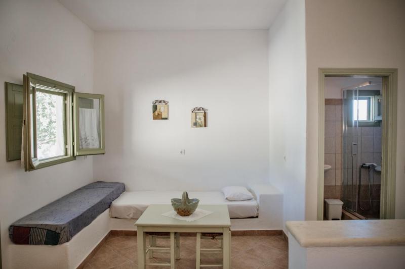 Quadruple Room with Sea View image 4