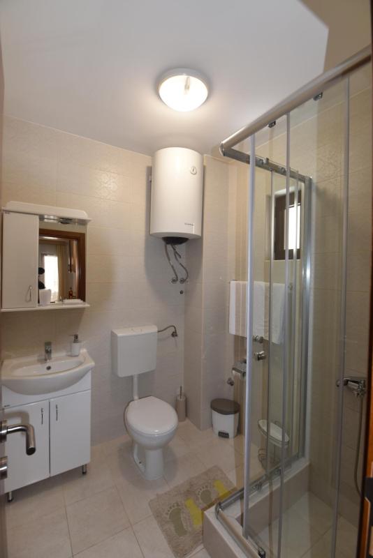 Twin Studio Apartment with Balcony image 2
