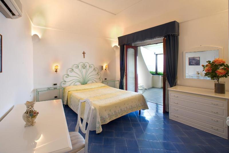 La Caravella di Positano - Relais Beach & Residences - image 16