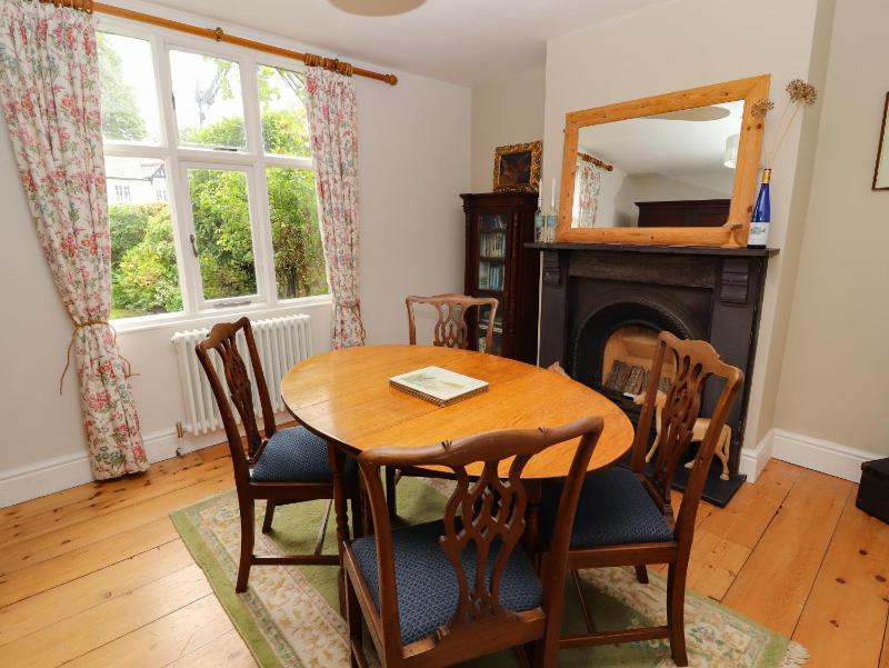 2 Ashby Place - image 39