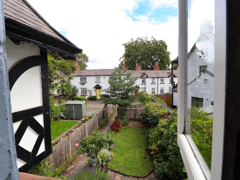 2 Ashby Place - image 31