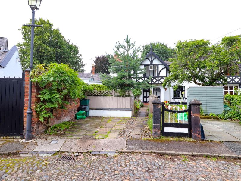 2 Ashby Place - image 27