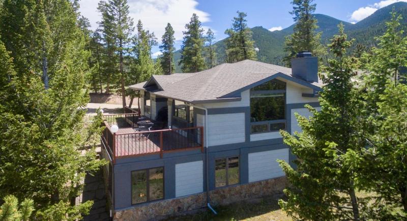 Four-Bedroom Holiday Home image 4