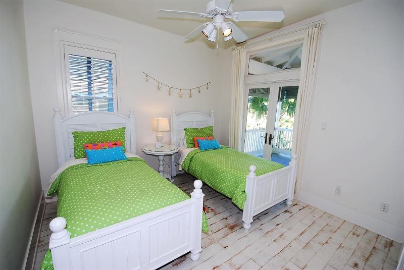 Bella Casa Home - image 5