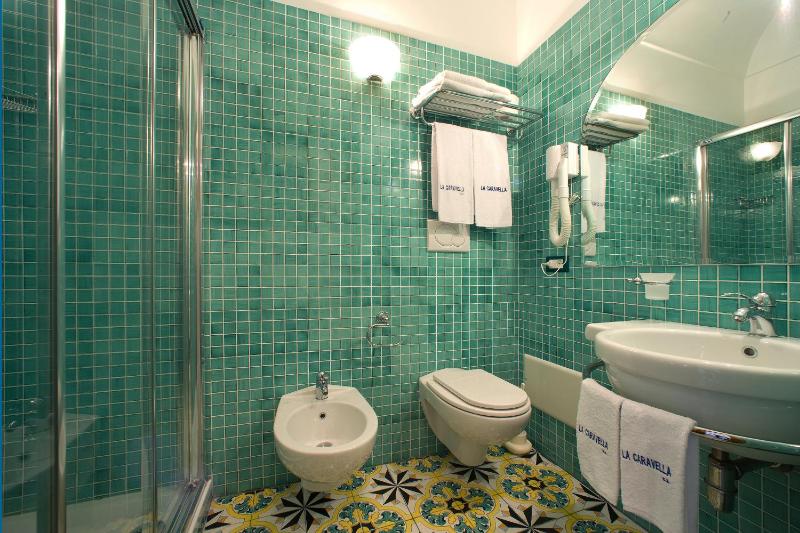 Suite with Sea View image 2