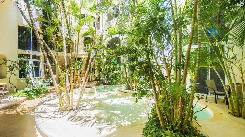 Royal Palms 5 - image 7