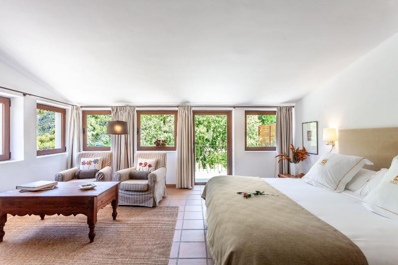 Junior Suite image 2