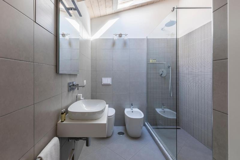 One-Bedroom Chalet image 3