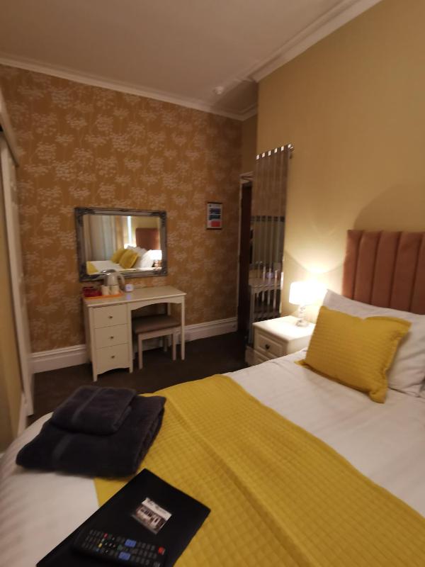 THE QUORN HOTEL - image 32