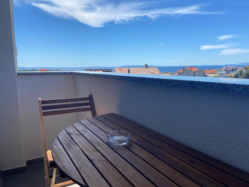 Apartment with Balcony image 3