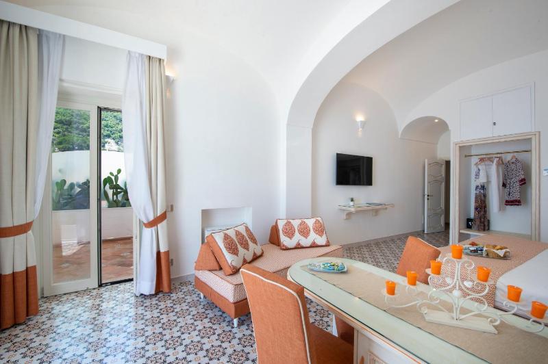 CASA CAPRILE POSITANO - image 16