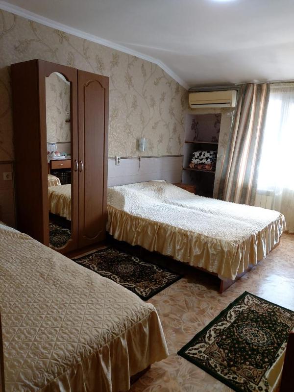 Quadruple Room with Balcony image 3