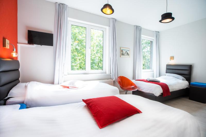 Triple Room image 3