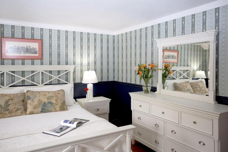 Standard  Room image 2