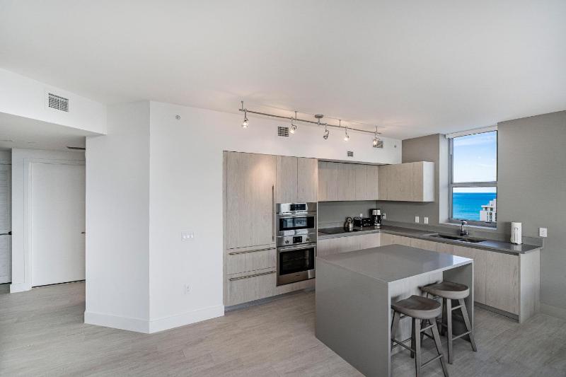 Two-Bedroom Suite image 2