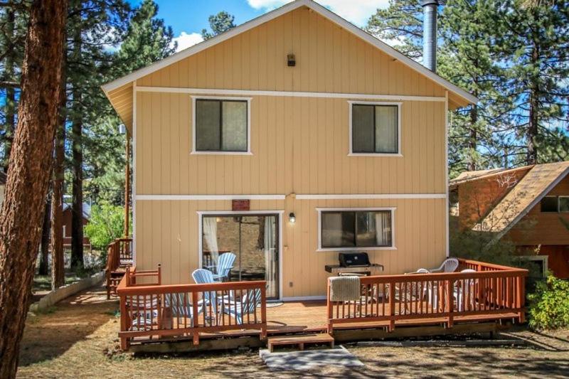 Five-Bedroom House image 4