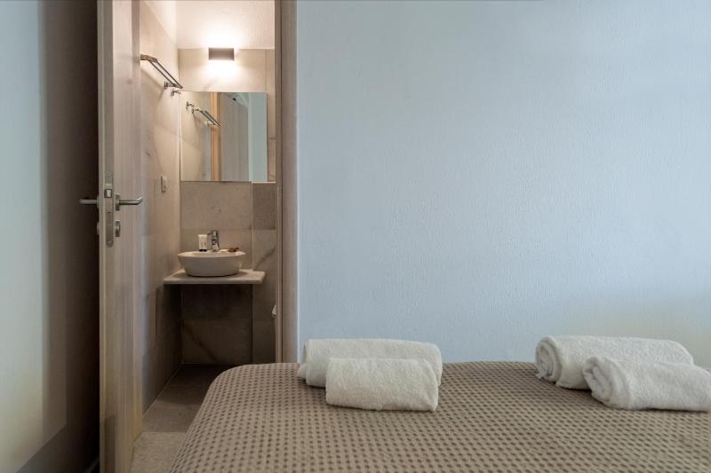 Family Suite Pool Front image 3