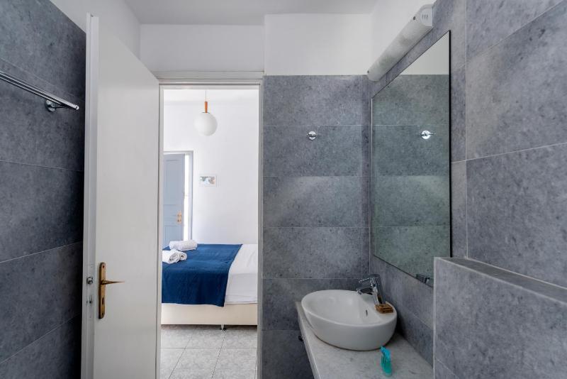 Double or Twin Room with Pool View image 3
