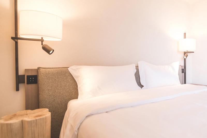 Double Room with Mountain View image 2