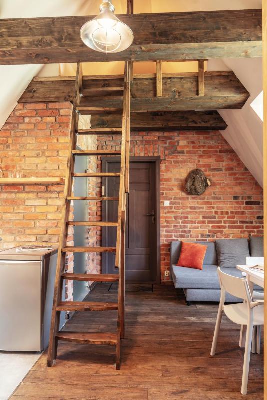 One-Bedroom Apartment (4 Adults) - Attic  image 3