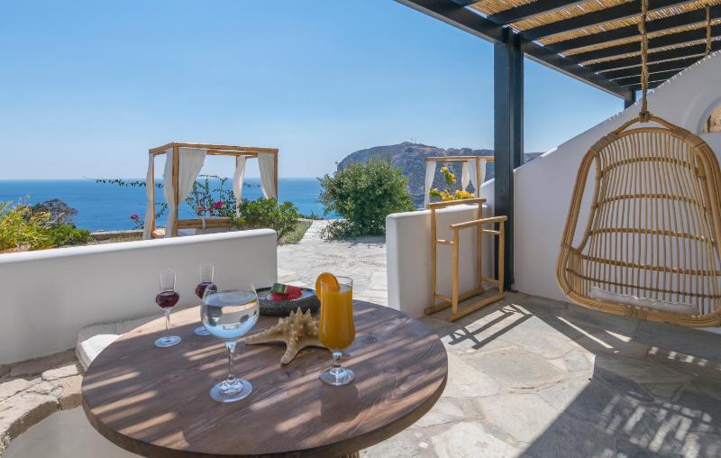 Junior Suite with Sea View image 4