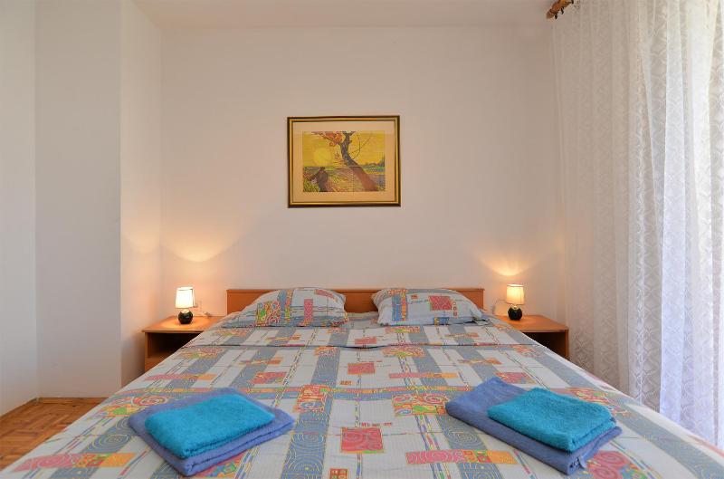 Apartment image 3