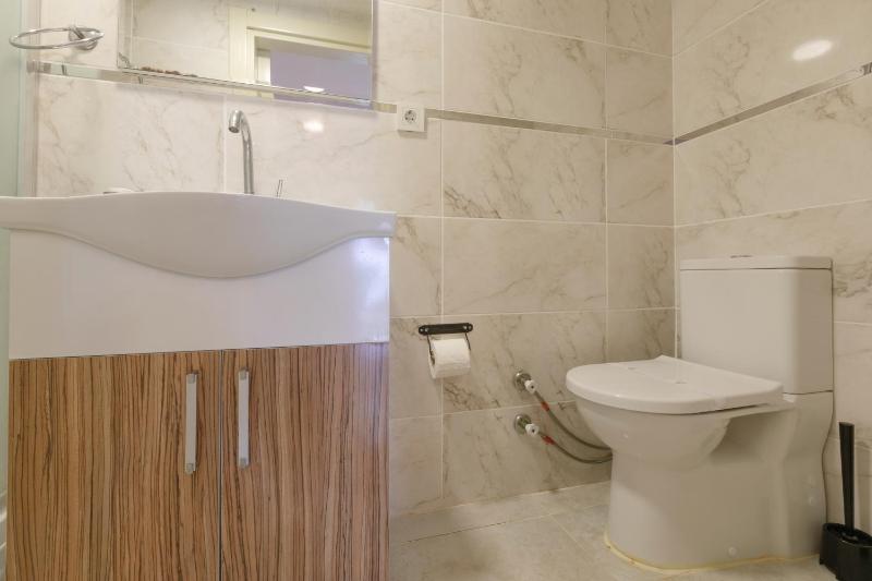 Double Room with Garden View image 4