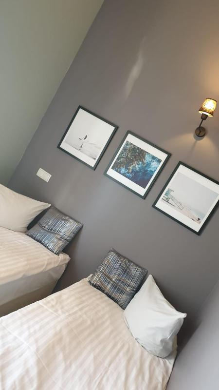 Triple Room with Balcony image 1