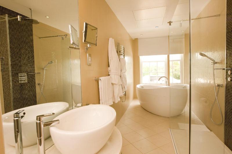 Suite image 2
