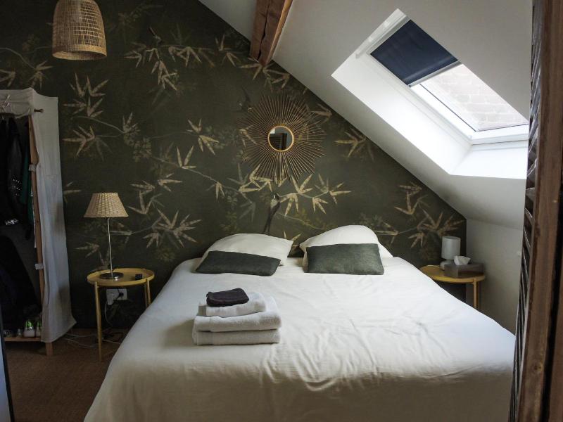 Double Room image 1