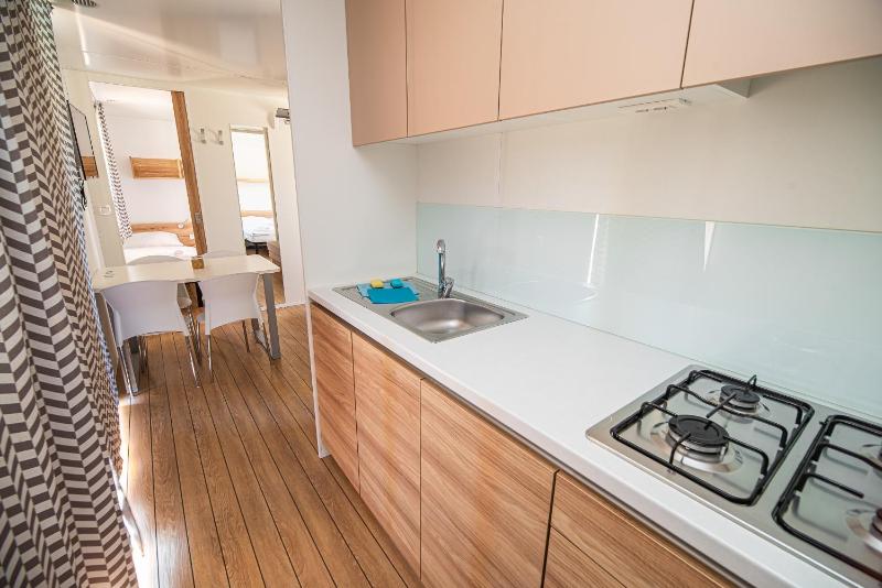 Special Offer - Two-Bedroom Apartment with Thermal Riviera Tickets image 4