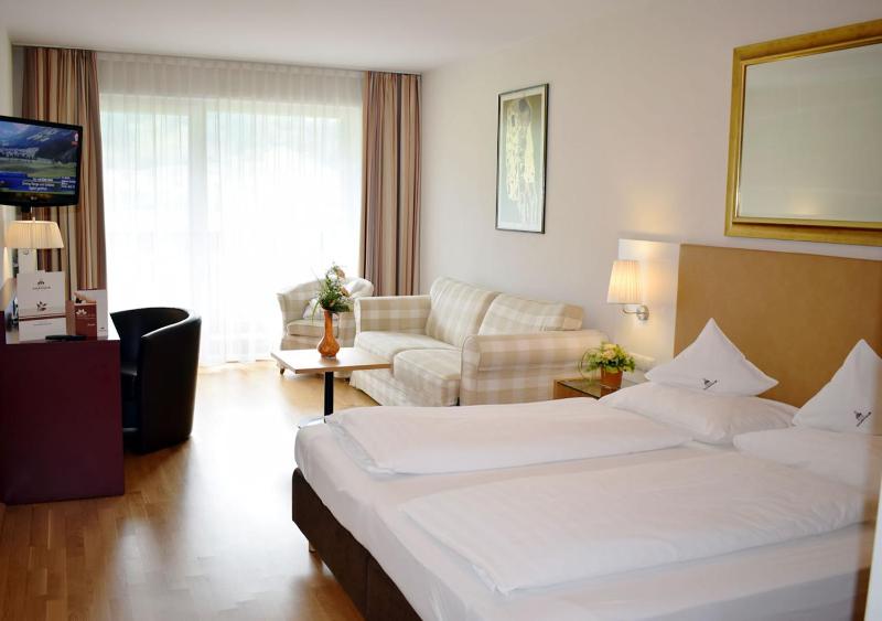 Double Room (1 Adult) image 4