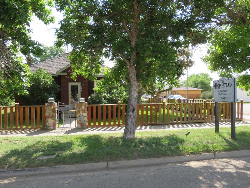 Three-Bedroom House image 4