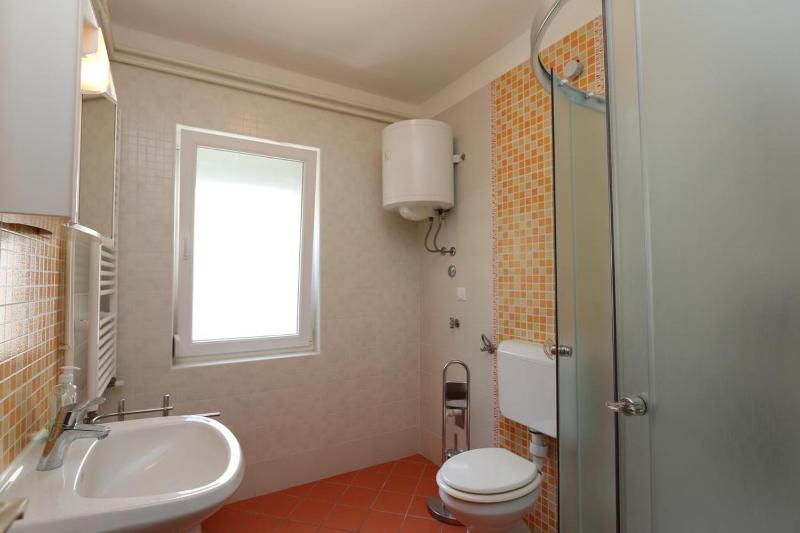 Two-Bedroom Apartment with Terrace and Sea View image 2