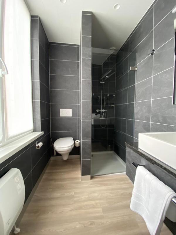 Budget Single Room image 3