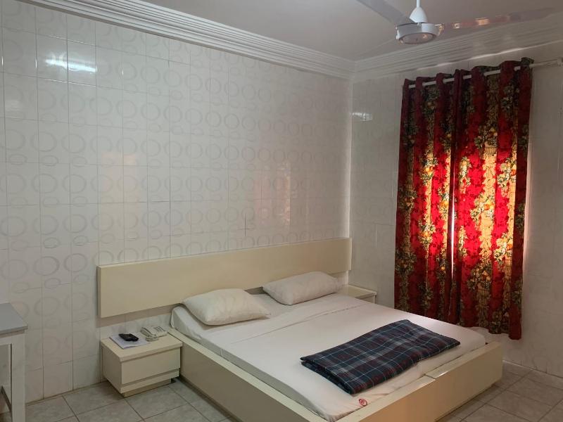 Woodpecker Resort Hotel - image 5