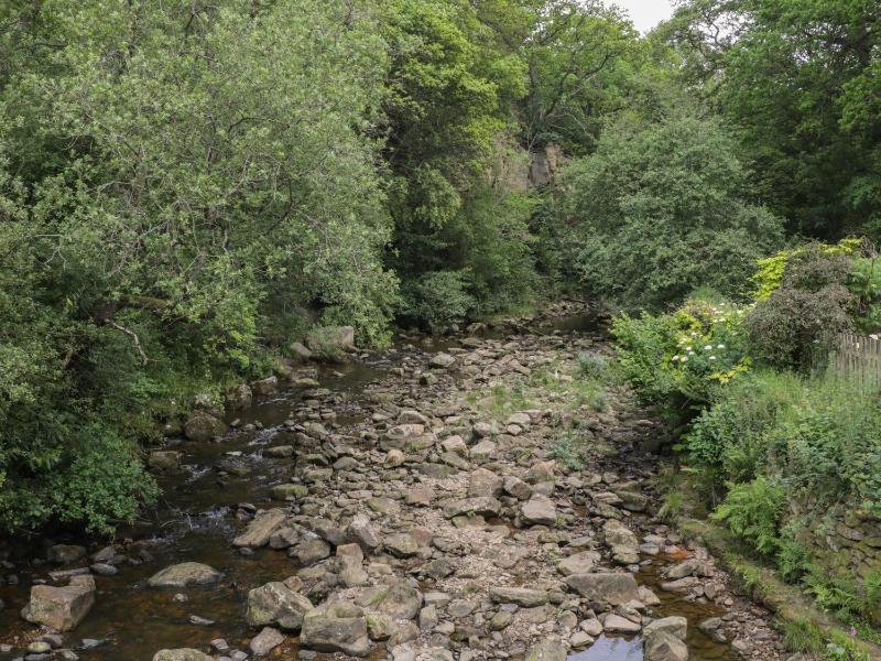 Quoits Cottage - image 12