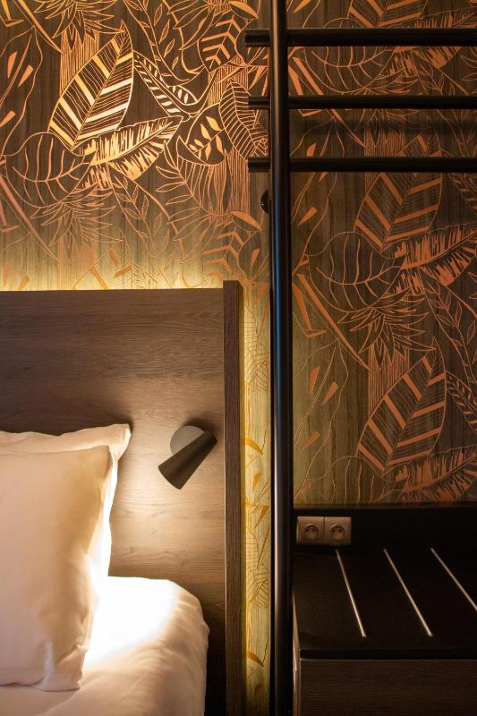 Double Room with Small Balcony image 2