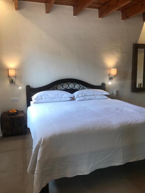 Deluxe Suite image 1