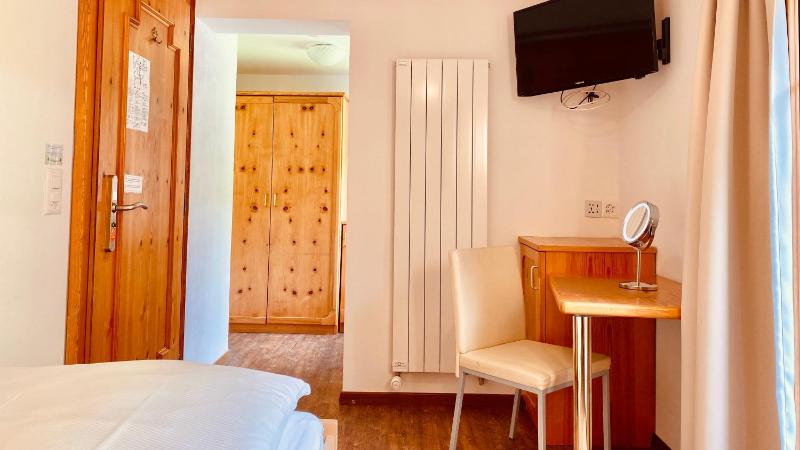 Hotel Capricorn - image 12