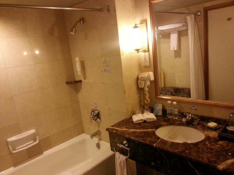 Qingdao Oceanwide Elite Hotel - image 36