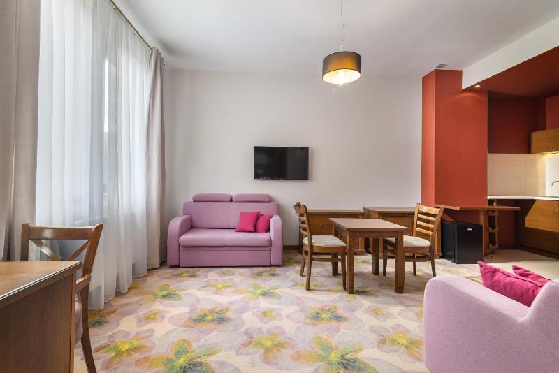 Grand Suite image 4