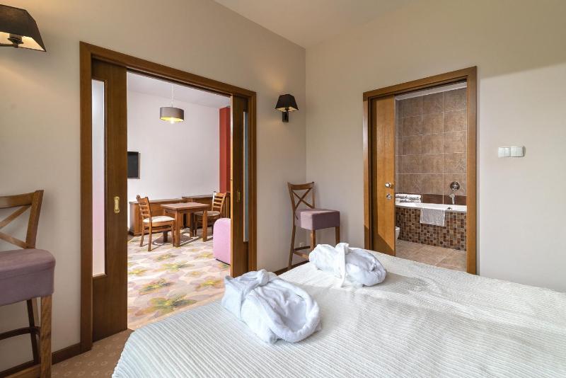 Grand Suite image 3