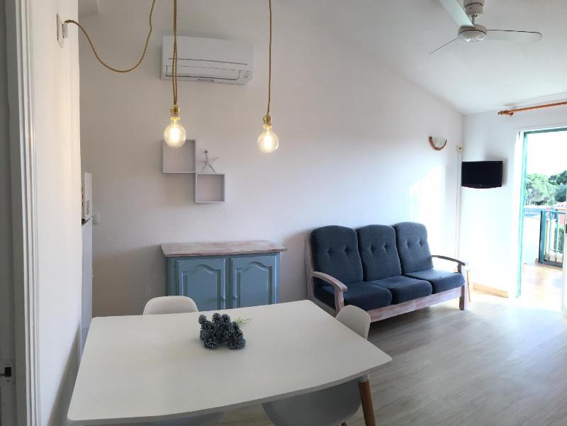 Apartamentos Surest - image 18