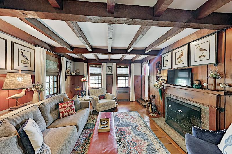 Three-Bedroom House image 3