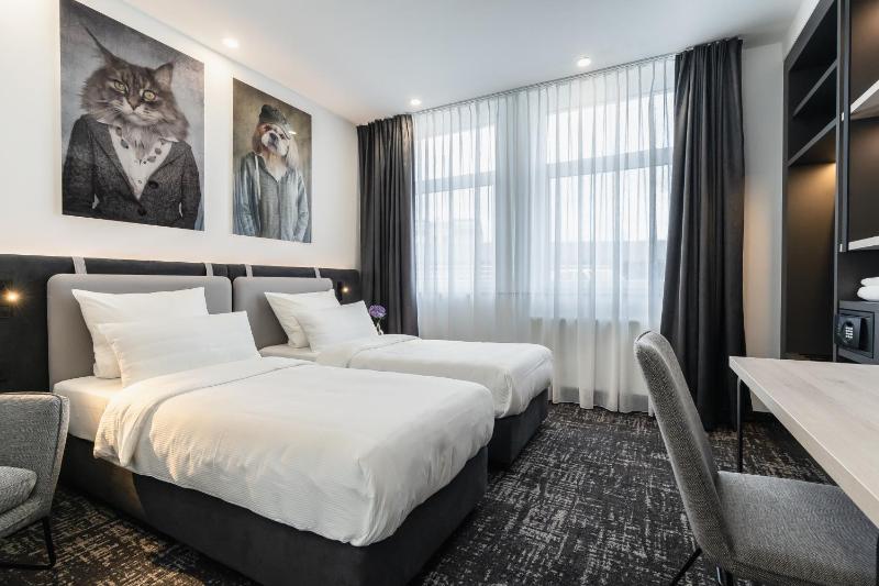 Double or Twin Room image 1