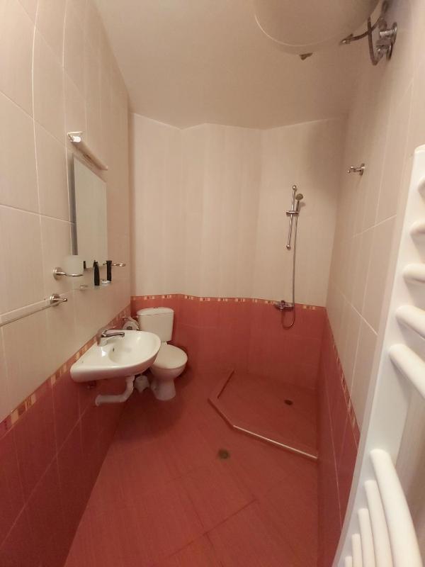 Double Room with Balcony image 3